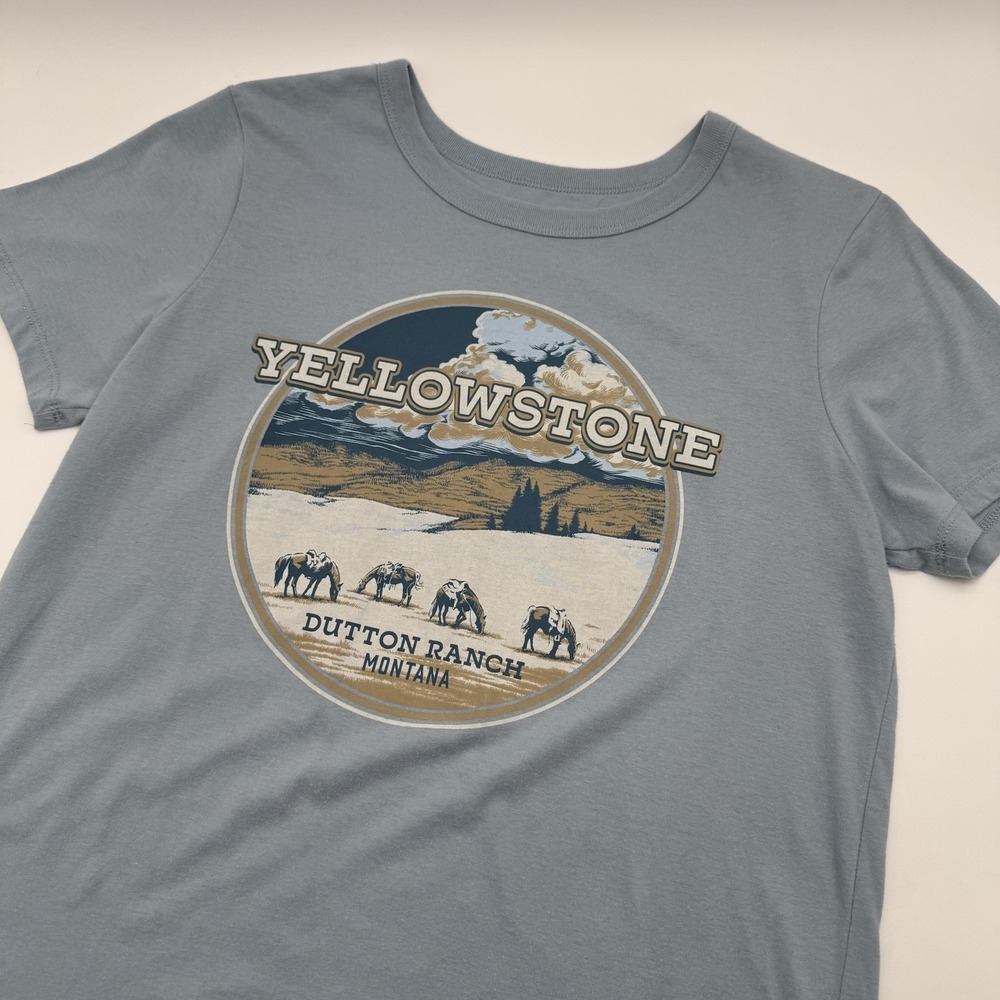 Yellowstone Women Medium Blue Dutton Ranch Montana Horses‎ Mountain Short Sleeve
